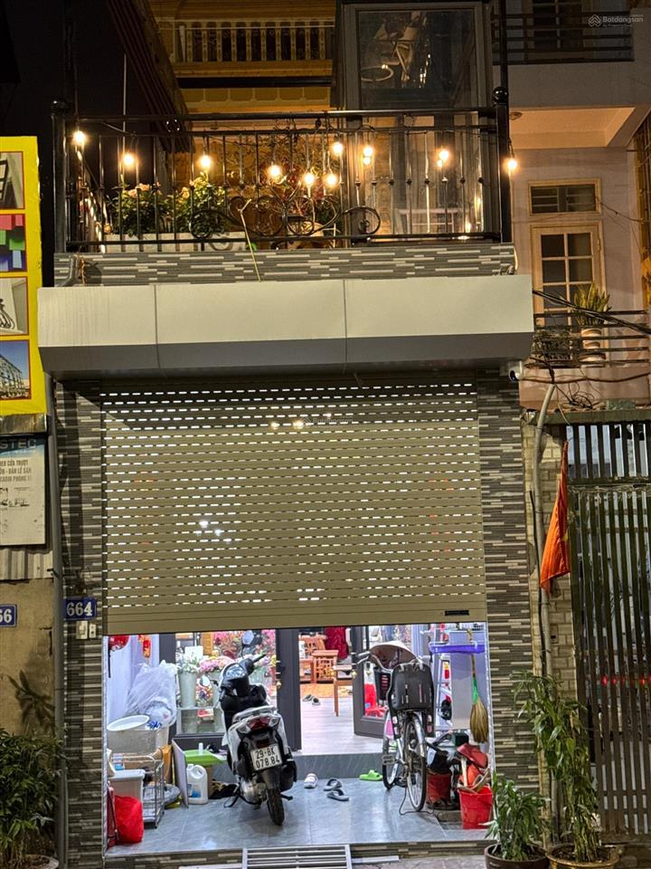 Bán nhà mặt đường ngọc thụy  ô tô đỗ cửa  60 m² x 4 tầng  kinh doanh  văn phòng  nở hậu