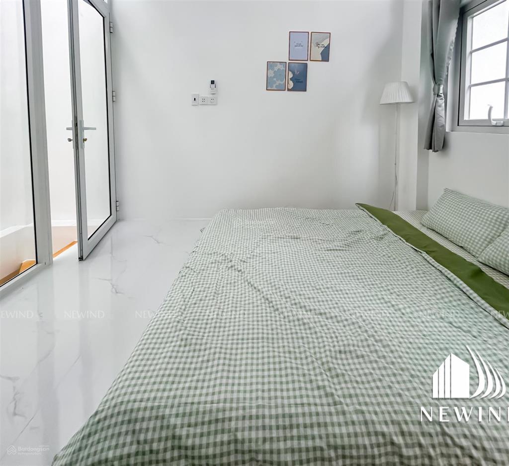 Căn hộ dịch vụ có 2pn và 2wc thoáng mát full nội thất dành cho nhiều người