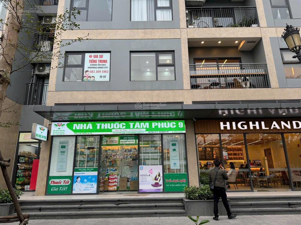 Chính chủ! bán shophouse chân đế, 42m  dòng tiền 46tr/tháng, mặt sảnh chính, vinhomes smart city