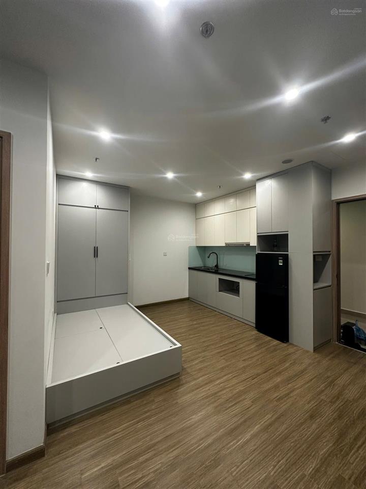 Bán gấp cc 1pn, 1wc, 44m2 tại the pavilion  vinhomes ocean park, giá siêu hời 2,7 tỷ