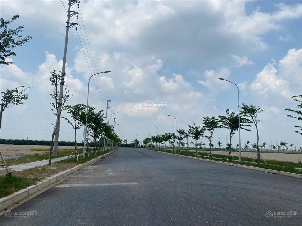 Cần bán 1ha đất tại kcn số 5 ân thi, hưng yên  mặt bằng sạch, pháp lý đầy đủ, sẵn sàng bàn giao!