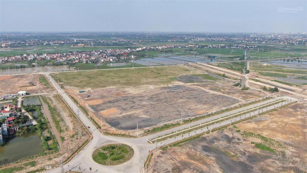 Chuyển nhượng gấp lô đất công nghiệp hiếm 3.000m² gần kcn đồng văn 1  giá chỉ từ 2,8 triệu/m²,