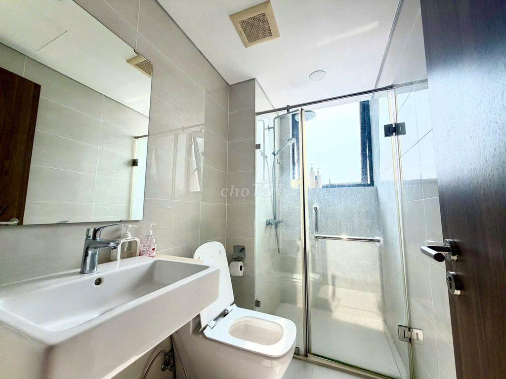 Cho thuê căn hộ 2PN dọn vào liền