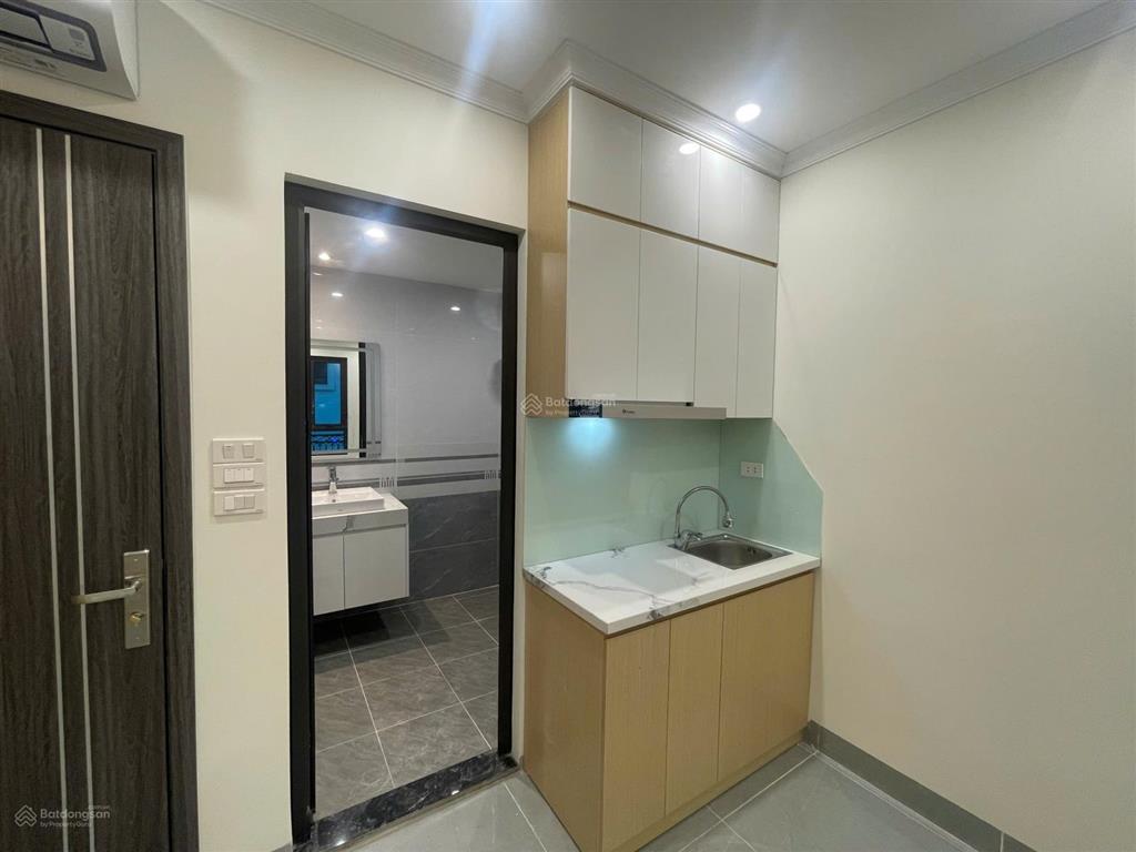 Cho thuê nhà mặt phố phan chu trinh  hoàn kiếm, nhà rộng 160m, 6 tầng, mặt tiền 4m, giá 100tr
