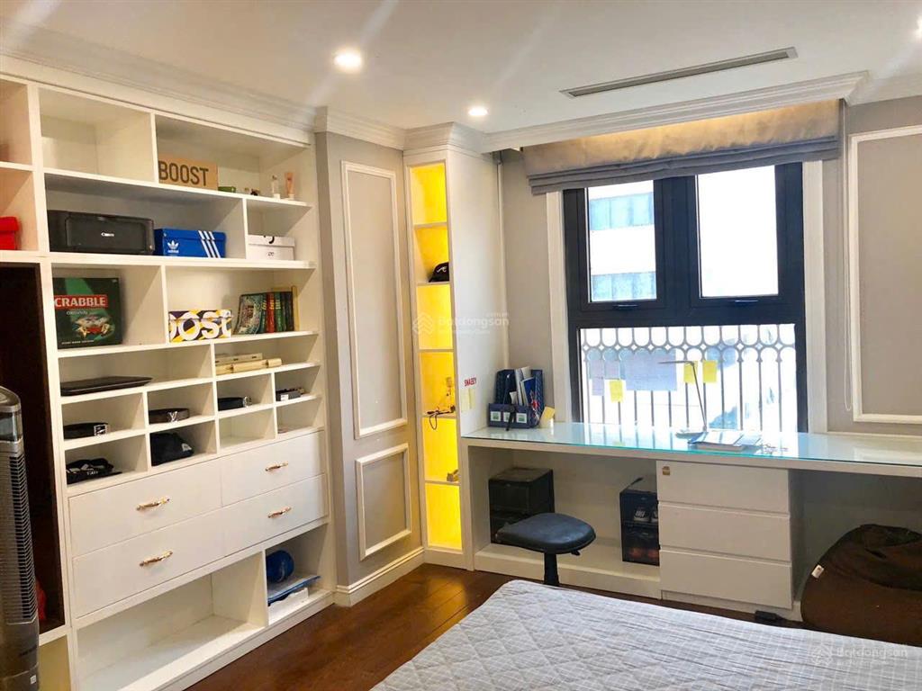 Cho thuê căn hộ chung cư tân hoàng minh, căn hộ 3 ngủ, 134m2, giá 31tr, full nội thất, vào 1/9