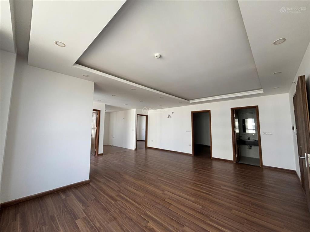 Bán căn hộ chung cư x2 đại kim, căn hộ 3 ngủ, 107m2, giá 7,5 tỷ, căn góc, tầng cao góc thoáng