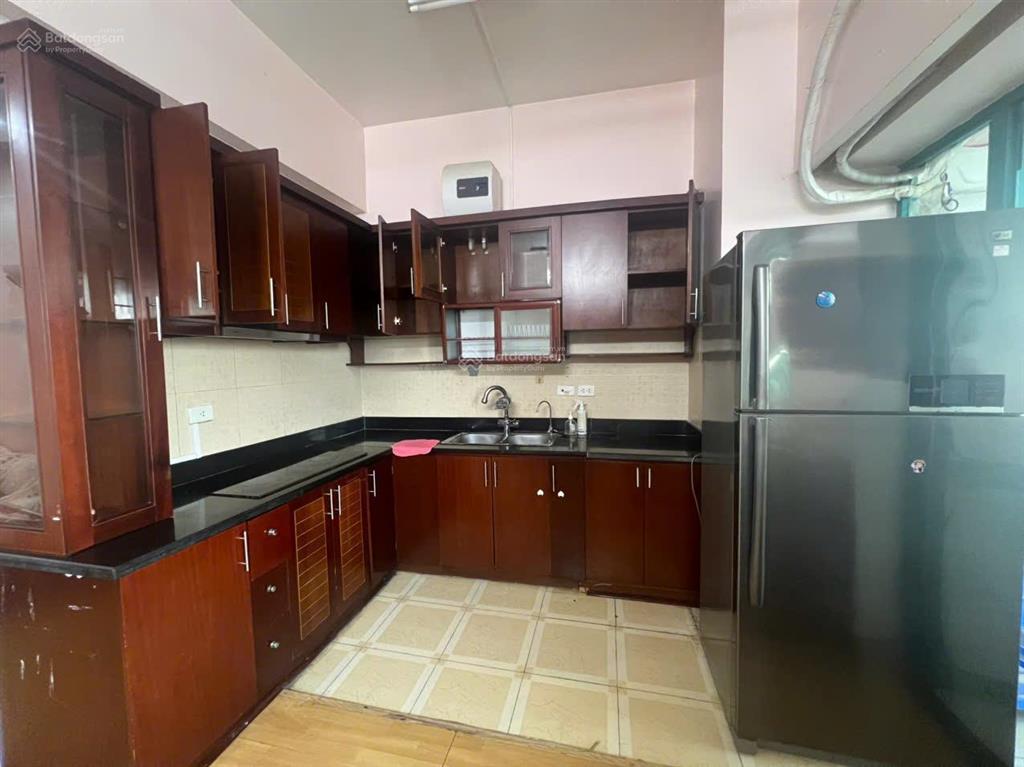 Cho thuê căn hộ chung cư 671 hoàng hoa thám, 75m2, 2 phòng ngủ, full nội thất, giá 13 tr/th