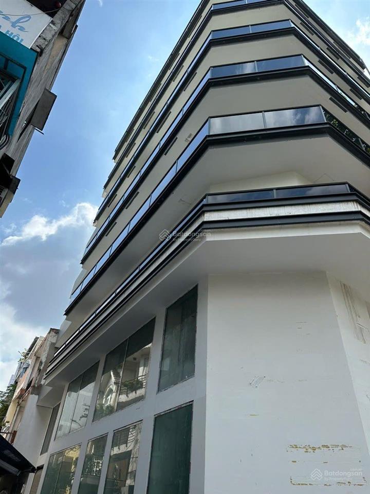 Bán tòa góc 2 mặt tiền 3 tháng 2 hà đô centrosa quận 10  hđt 360tr/th tài sản đẳng cấp chỉ 200 tỷ