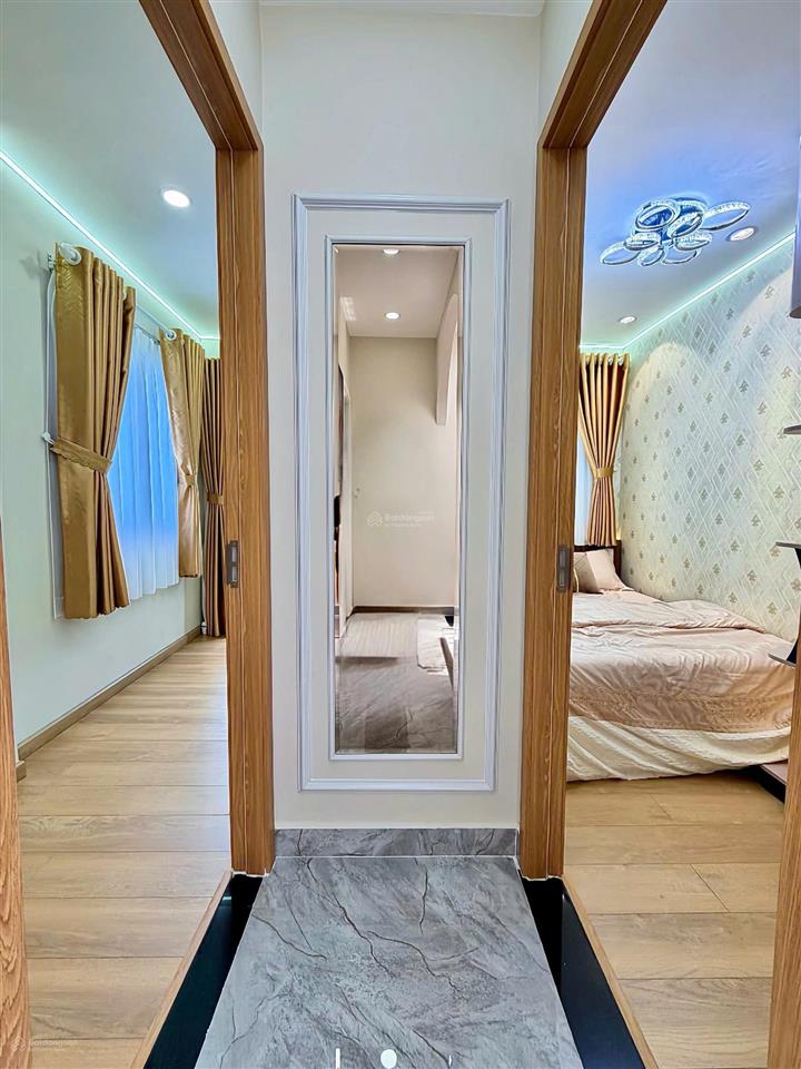 Nhà mới đẹp huỳnh văn bánh vào ở ngay chỉ 5,9tỷ 3tầng ban côngxe hơi tới cửa0966 931 *** ms tâm