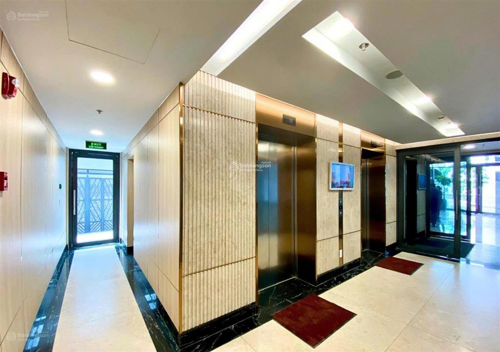 Bán tòa nhà mặt phố phan đăng lưu giá 1650 tỷ  4 hầm 16 tầng 3 thang máy  dòng tiền 3,5 tỷ/tháng
