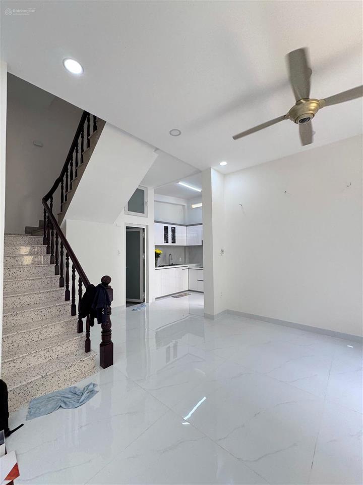 Bán biệt thự mini trần quang diệu q3 lê văn sỹ hiếm tầm giá 18,5 tỷ không căn so sánh 0966 931 ***