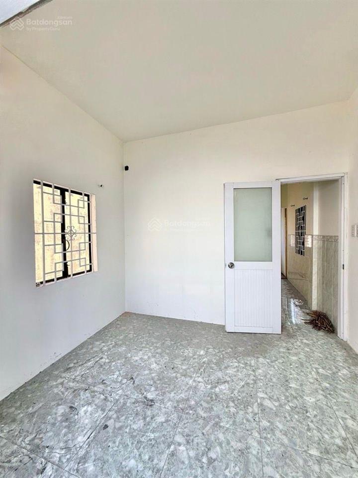 Trung tâm q.10 ngay vòng xoay lý thái tổ, 4 tầng 3pn 4wc, dtsd 80m2 sổ nở hậu nhẹ. giá 4.350 tỷ