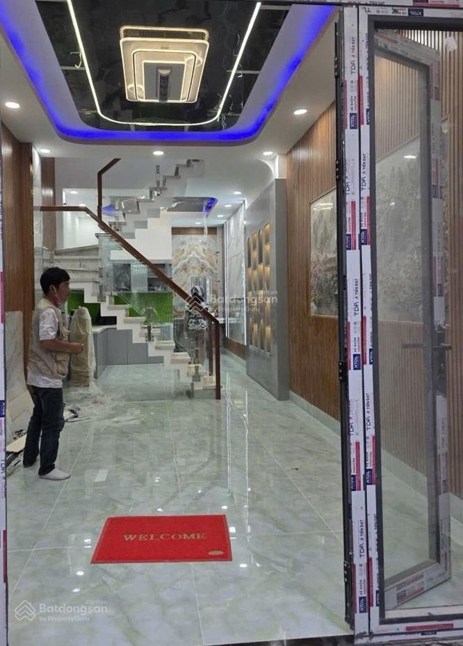 Nhà 2 tầng full nội thất đẹp lung linh, đường bình đông q8, shr hoàn công. dưới 5 tỷ ( tl )
