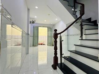 Siêu hót! trần xuân soạn q7, nhà 2 tầng 2 mt hẻm có thể chia làm 2 căn, nở hậu chữ l đẹp. nhỉnh 4tỷ