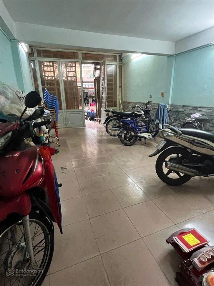 Nhà 3 tầng mặt tiền thái phiên thông 3/2, shr, không bị 1 phân lộ giới cực hiếm, mà chưa tới 6 tỷ