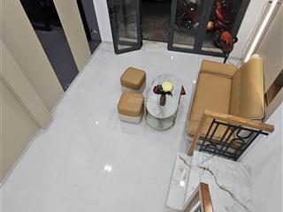 Nhà đẹp hưng phú q8 vào ở ngay, 2 tầng 2pn 2 wc hoàn công đủ, sổ hồng riêng, khu dân cư hiện hữu