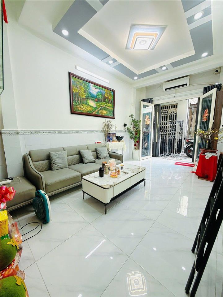 Nhà bông sao quận 8, kdc hiện hữu  hẻm rộng 3 mét. 2pn 2wc, shr hoàn công đủ. nhỉnh nhẹ 4 tỷ( tl )