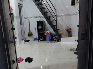 Nhà phố nguyễn thị tần q8 sát q1, dtsd 40m2, đối diện chợ rạch ông. shr, hoàn công, nhỉnh nhẹ 2 tỷ