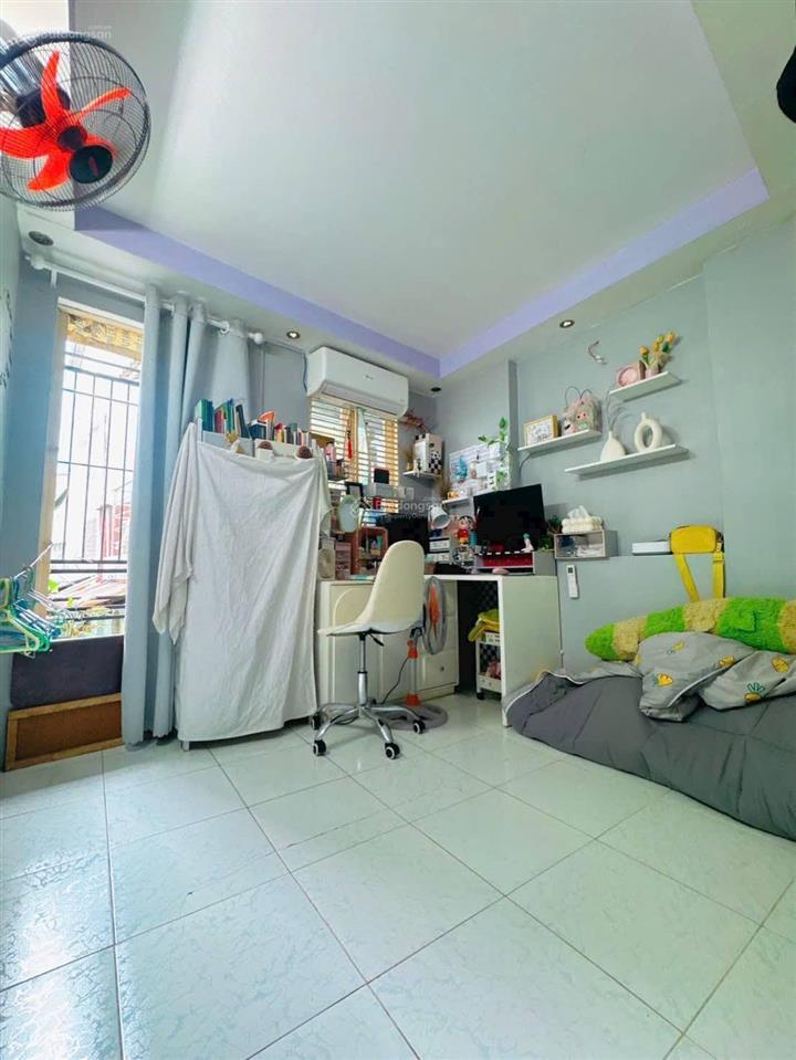 Nhà 3 tầng đúc, hẻm vip âu dương lân, p.3, q.8, shr, kdc hiện hữu. chỉ 2 tỷ 380 (tl).