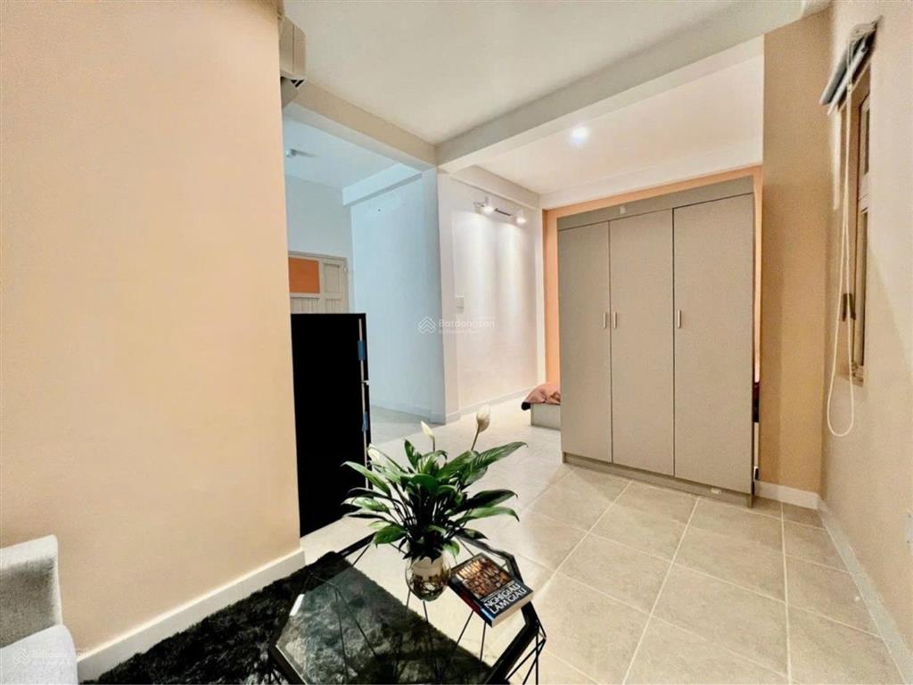 Siêu phẩm tôn đản q4 chỉ 4.25 tỷ, nhà phố 5 tầng có hầm để xe, shr hoàn công, dòng tiền 20tr/tháng