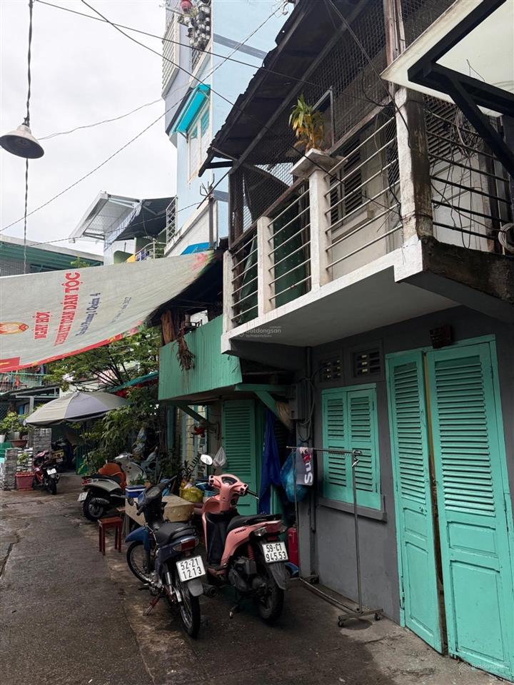 Bán nhà q4 khu vip bến vân đồn