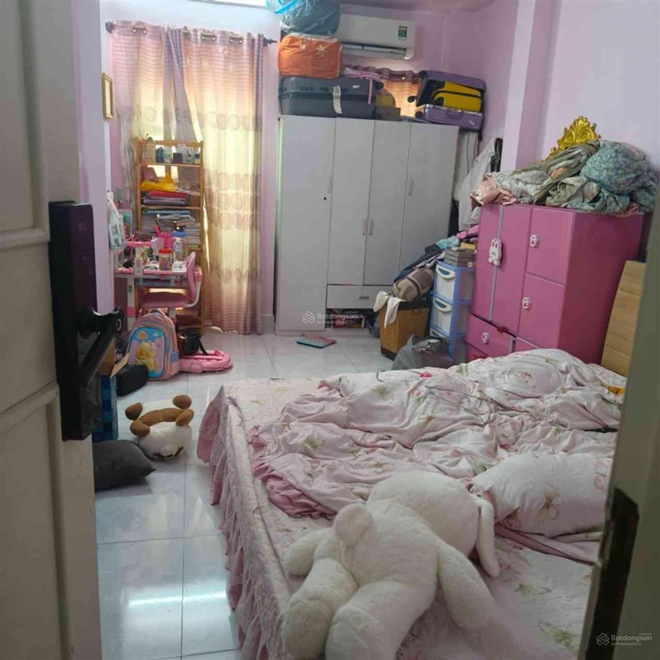 Nhà mặt tiền hưng phú 4 tầng, dòng tiền rất tốt