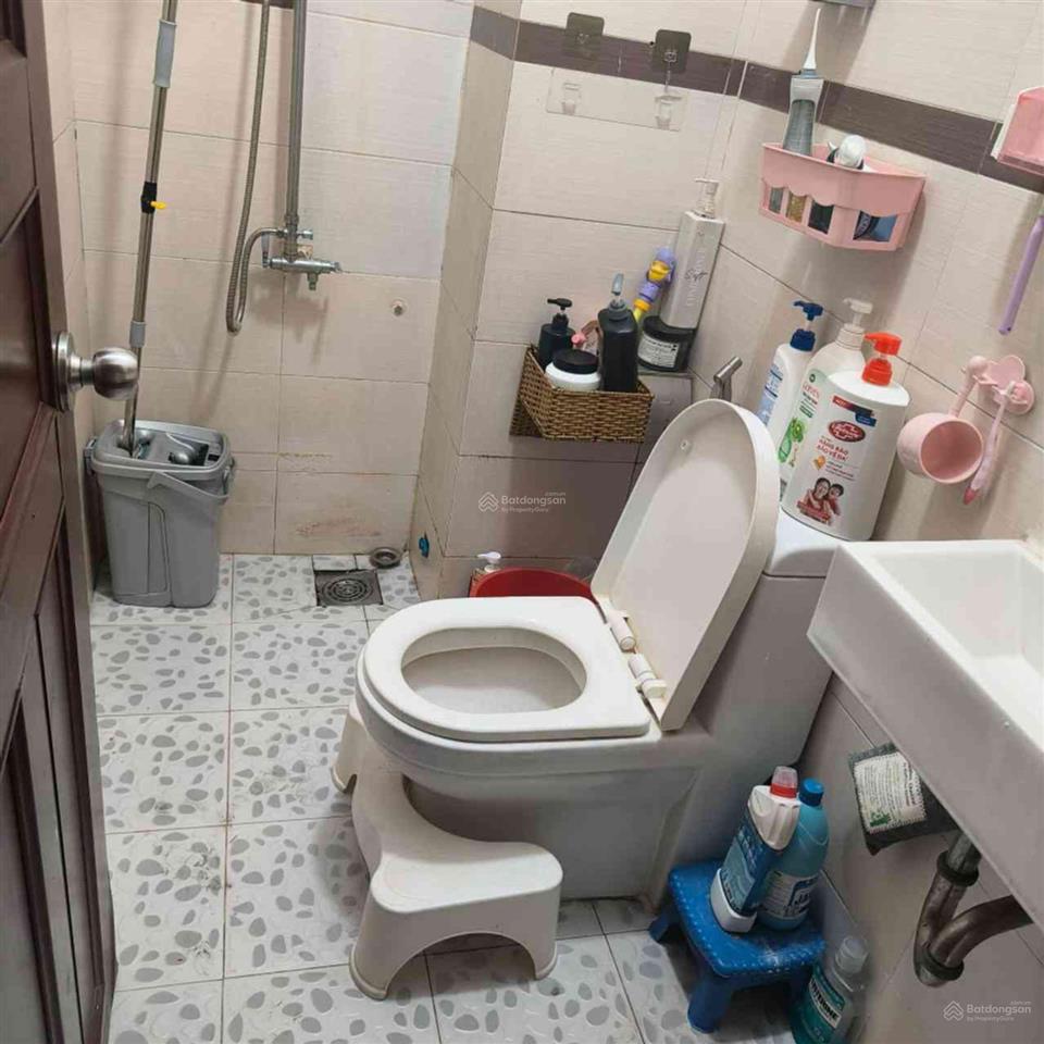 Nhà mặt tiền hưng phú 4 tầng, dòng tiền rất tốt