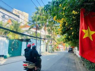 Bán biệt thự sân vườn cn 502m vị trí trung tâm thảo điền dt 15,2x33m hầm 3 tầng giá tốt chốt nhanh