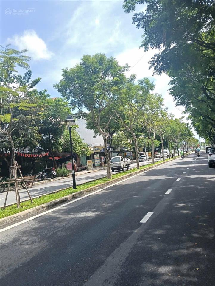 Đất biển đầu tuyến sơn trà  biển mân thái