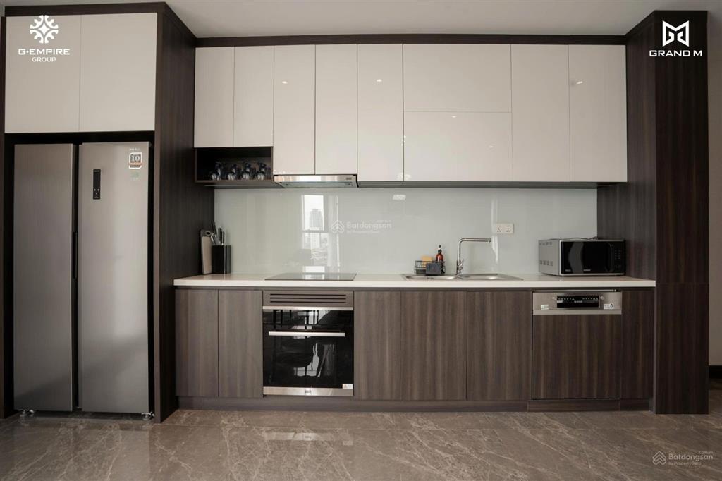 Cần bán gấp căn 2pn 57m2 full đồ nội thất cao cấp, chỉ việc xách vali vào ở