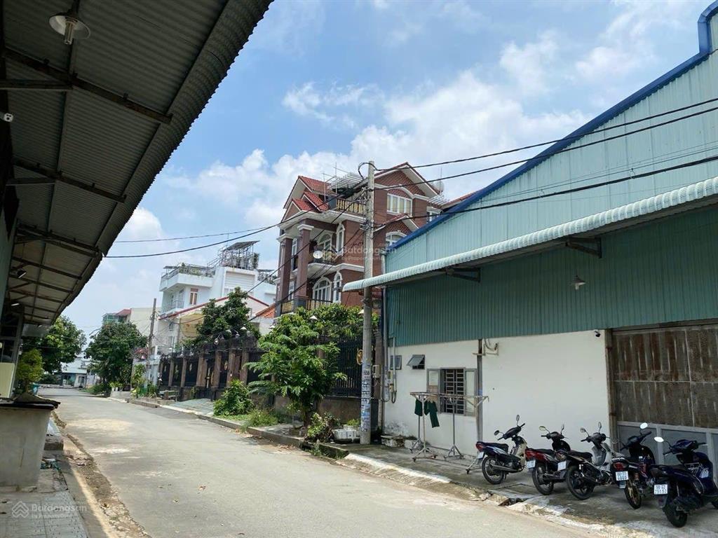 Bán nền đất biệt thự 83/35 quốc lộ 13 (cũ), 36,5 tỷ, 547 m2, view đẹp