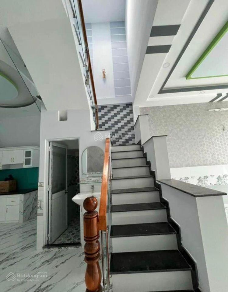 Bán gấp nhà riêng tại dương bá trạc, 40m2, 2pn, 2wc, pháp lý đầy đủ