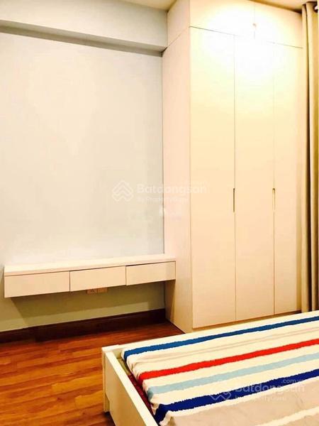 Bán căn hộ 2pn + 2wc tại tản đà court, 74m2, hàng hiếm tại