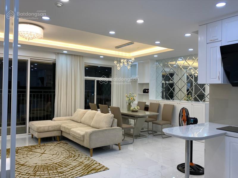 Bán gấp căn hộ 2pn, 2wc tại vinhomes central park, 71 m2