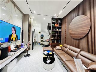 Bán nhà riêng 36m2 phúc đồng, nội thất đẹp 8.75 tỷ