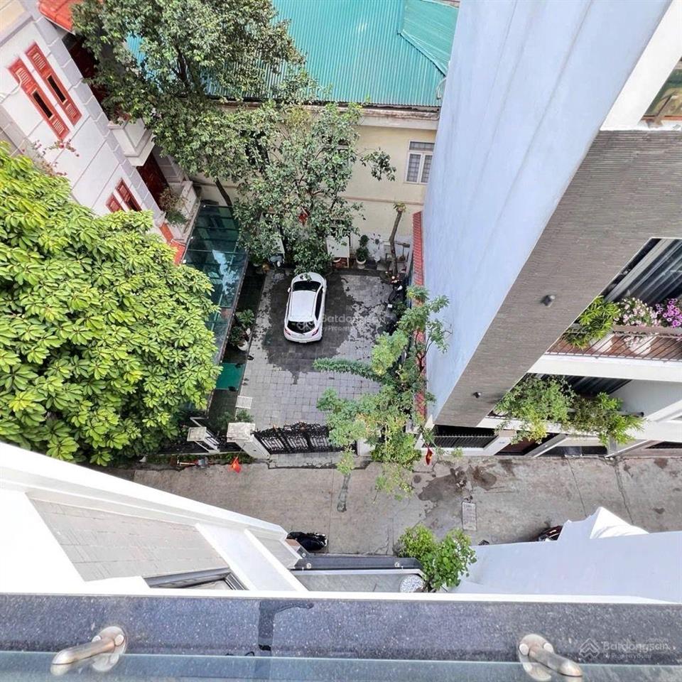 Bán nhà riêng 50m2, gara ô tô tại việt hưng, nội thất đẹp ở ngay15.5 tỷ