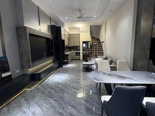 Bán nhà riêng 45m2 nguyễn văn cừ, 500m lên cầu chương dương 10 tỷ