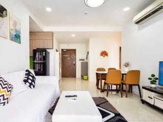 Bán gấp ch 53m  2ty1 view mặt đường pvđồng sẵn nội thất ở ngay nhà mới shr sang tay bank 70%