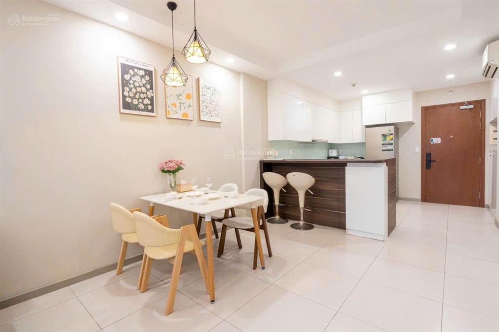 Bán căn hộ view phố phạm văn đồng 50m²2tỷ  sổ hồng riêng sẵn full nội thất hỗ trợ vay bank 70%