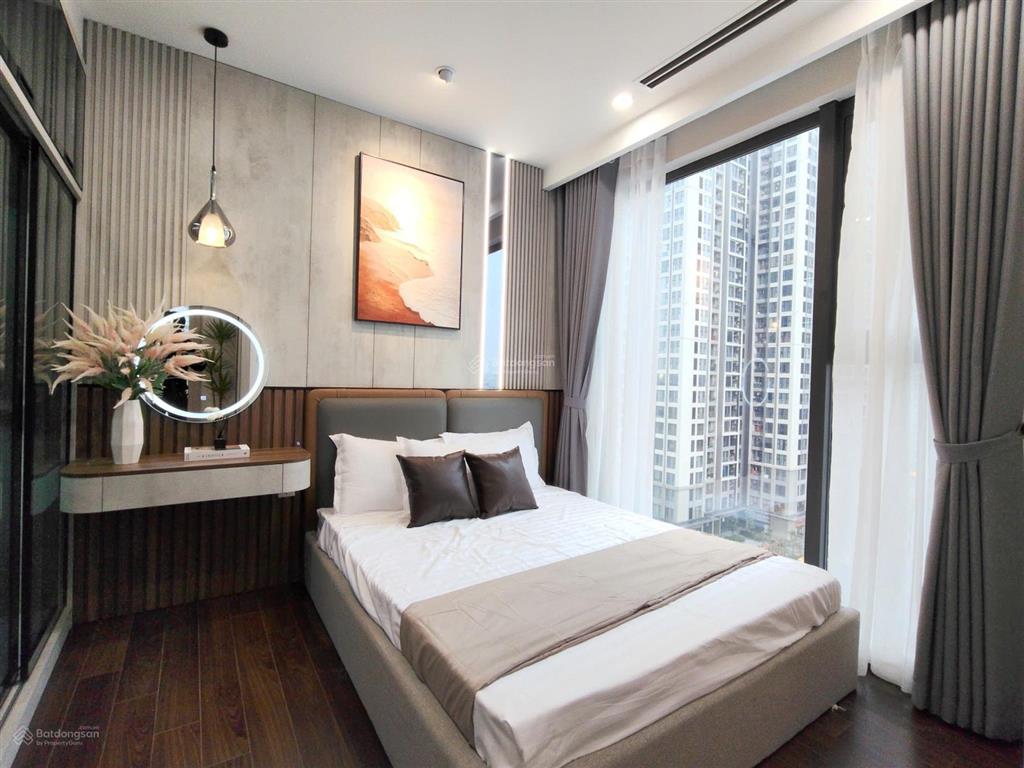 Chính chủ bán căn hộ 2pn + 1 (đã sửa thành 3pn) giá rẻ nhất thị trường, chỉ 6,5 tỉ bao phí