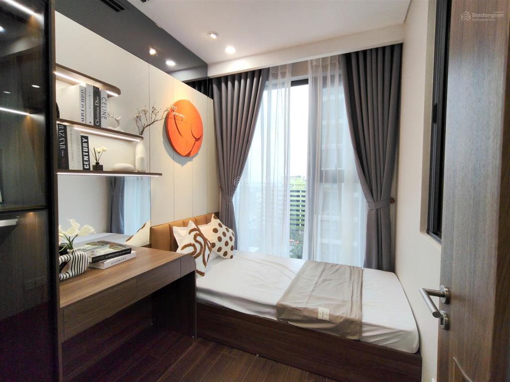 Chính chủ bán căn hộ 2pn + 1 (đã sửa thành 3pn) giá rẻ nhất thị trường, chỉ 6,5 tỉ bao phí