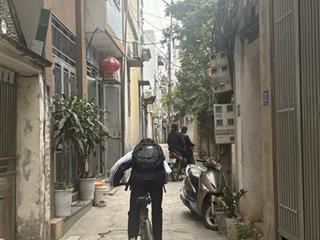 Chính chủ đăng bán, miễn mô giới, bán nhà 3 mặt thoáng, mỗi ngõ trước mặt đều rộng 4m