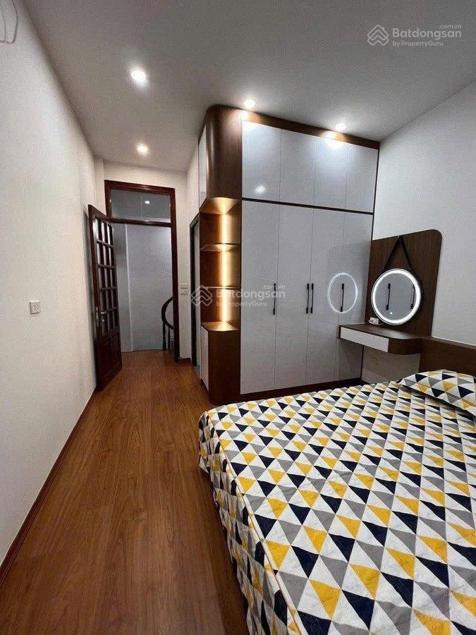 Bán nhà mặt ngõ thịnh quang 20/26m, 6 tầng, 7,7 tỷ có thương lượng