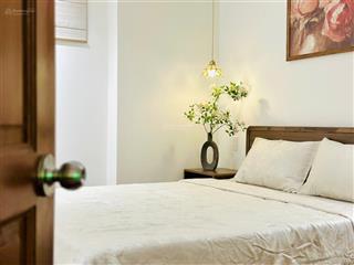 Cách tốt nhất để yêu bản thân không phải mua quần áo đắt tiền, cũng không phải ăn đồ ngon để a