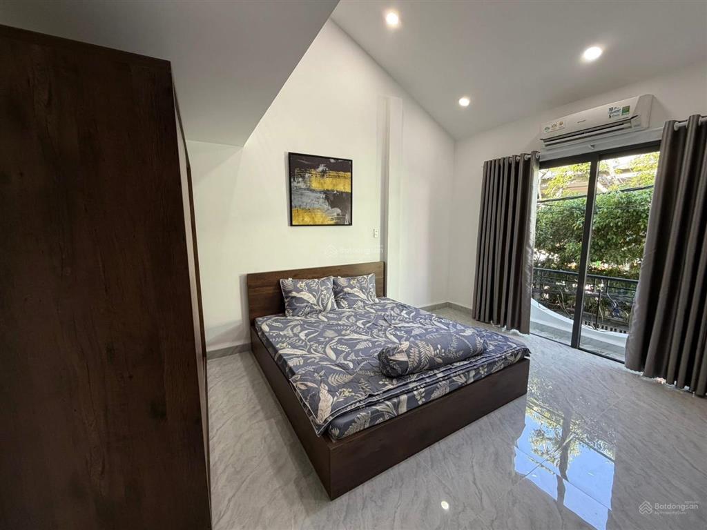 Siêu phẩm nhỏ xinh đủ đầy yêu thương giữa lòng phố. nhà 1 trệt 1 lầu 1 lửng, nằm hẻm hải đức 3m