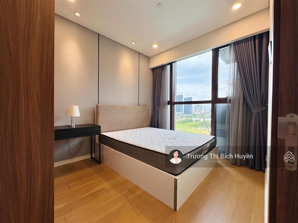 Cho thuê 2pn the galleria full nt chỉ 42 triệu (bao phí quản lý) rẻ nhất dự án