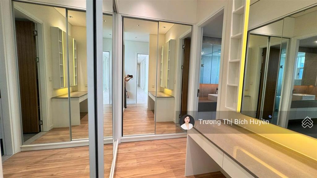 Bán 4pn zeit thủ thiêm view trung tâm hành chính, tầng cao bao đẹp