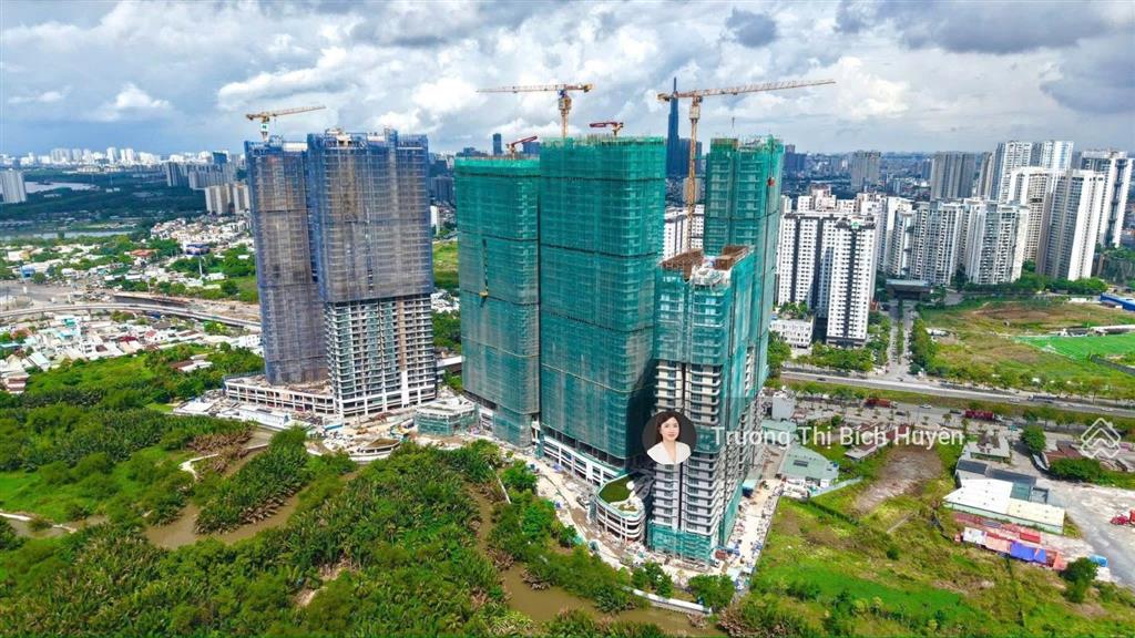 Chủ hạ giá bán gấp căn góc 2pn eaton park giá tốt dự án 10,1 tỷ all in