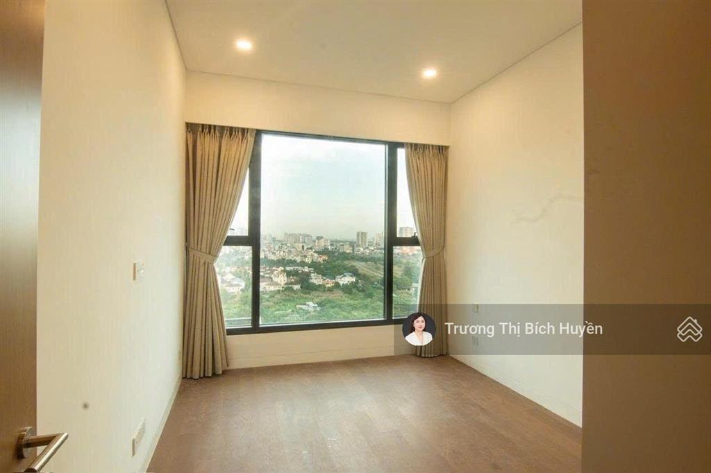Cho thuê 3pn view sông landmark 81 the river nội thất cơ bản giá 58 triệu