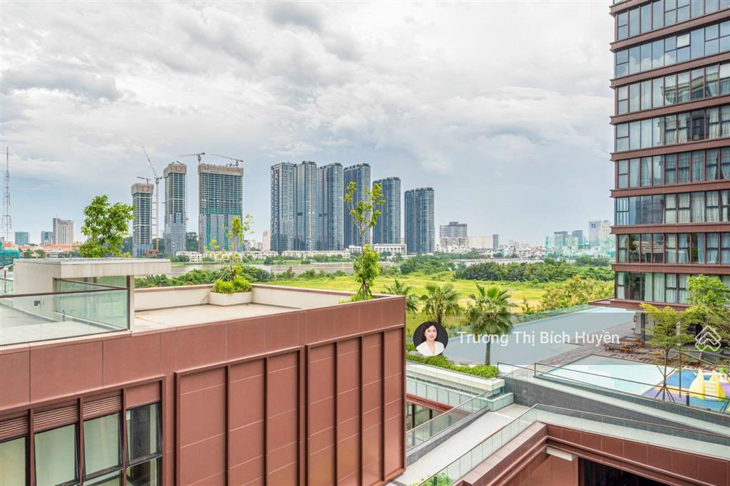Cho thuê 2pn căn the galleria giá tốt dự án chỉ 40 triệu/tháng. 0908 027 *** huyền